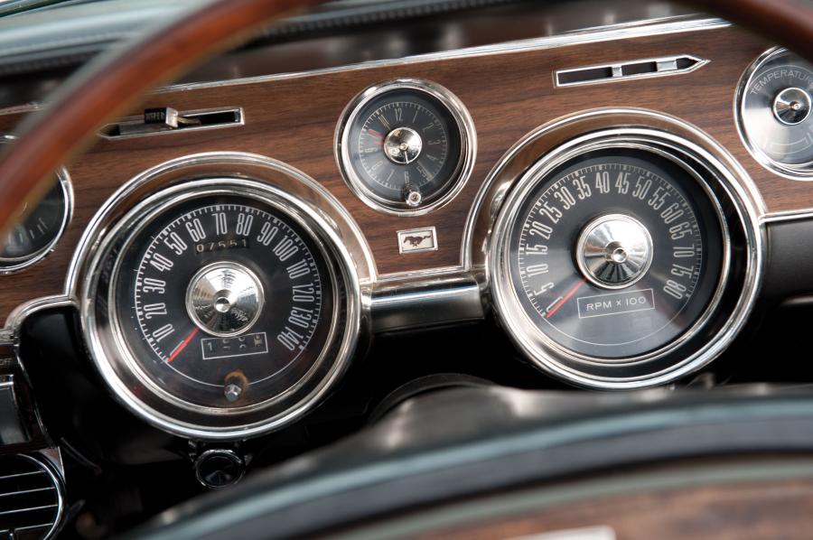  Shelby GT350 Convertible 1968 года  (фото 31 из 56)